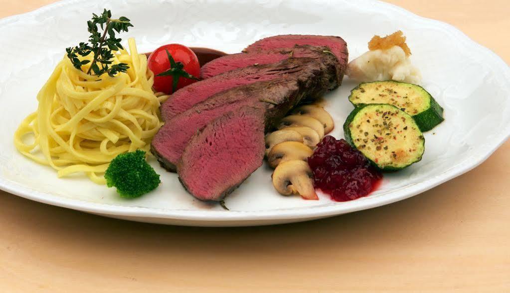 Restaurant&Hotel Engelkeller Memmingen Eksteriør bilde